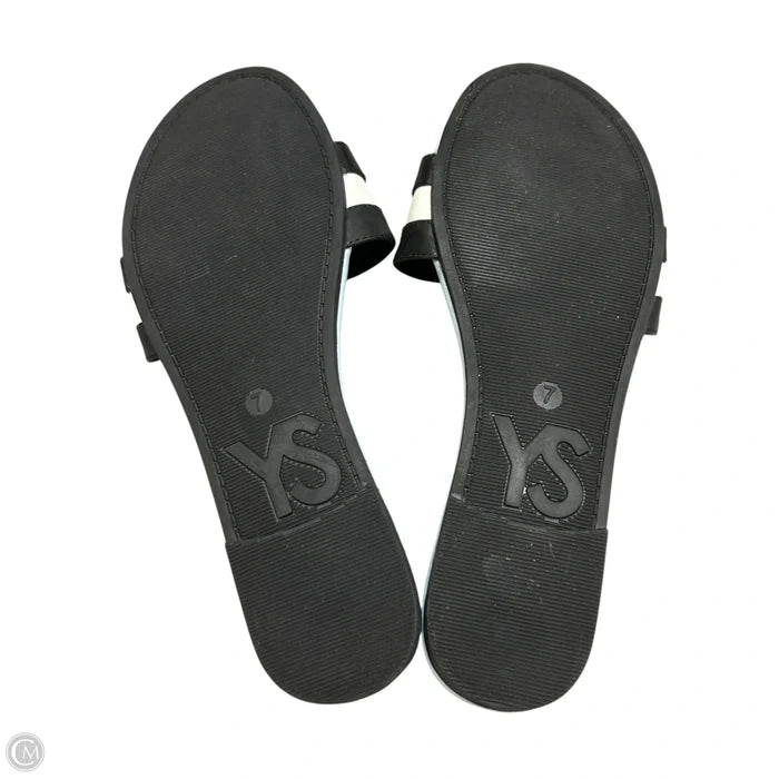 Sandals Flip Flops By Yosi Samra In Black & White, Size: 7
