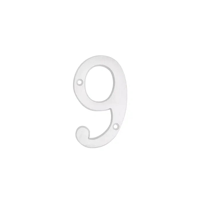 9 / White